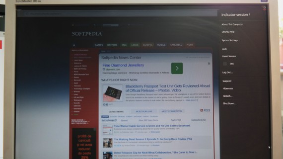 Ubuntu-Next-with-Unity-8-and-Mir-on-the-Desktop-Screen-Tour-456641-11