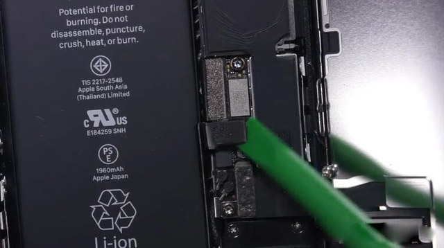 教你换苹果电池，妙手回春救iPhone 7教你换苹果电池，妙手回春救iPhone 7