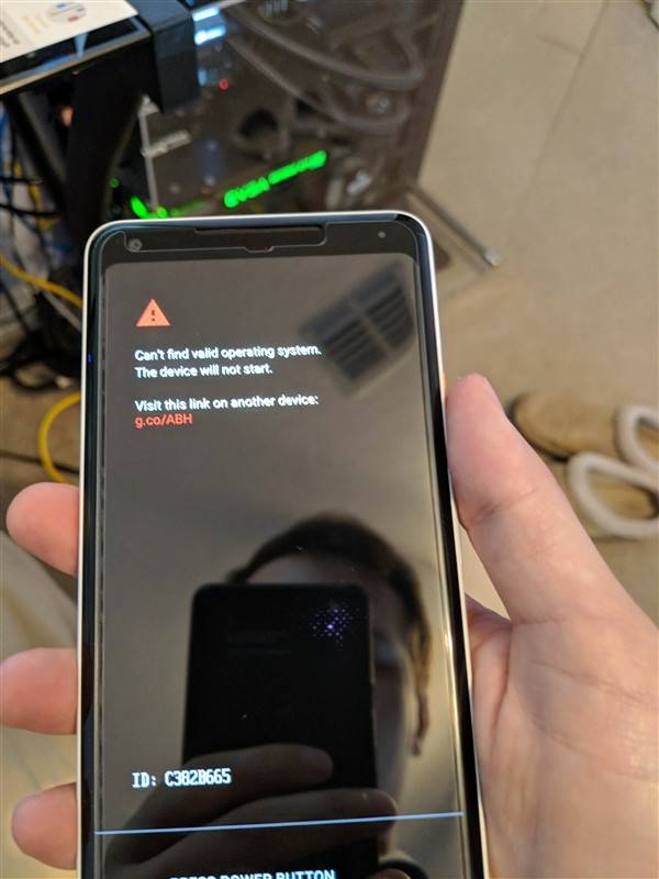 谷歌Pixel 2 XL“惊喜”不断：出厂竟没预装系统谷歌Pixel 2 XL“惊喜”不断：出厂竟没预装系统
